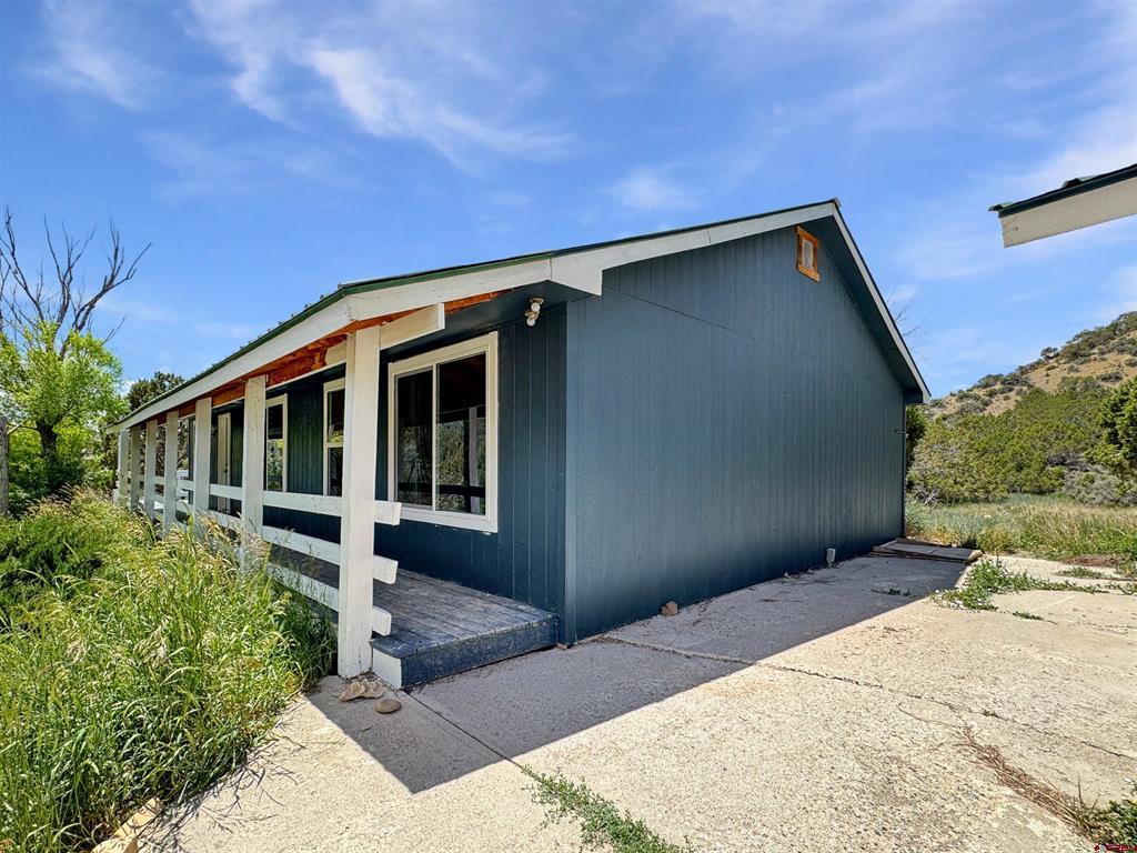 43157 Long Gulch Road Property Photo 2