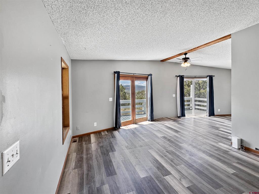 43157 Long Gulch Road Property Photo 4