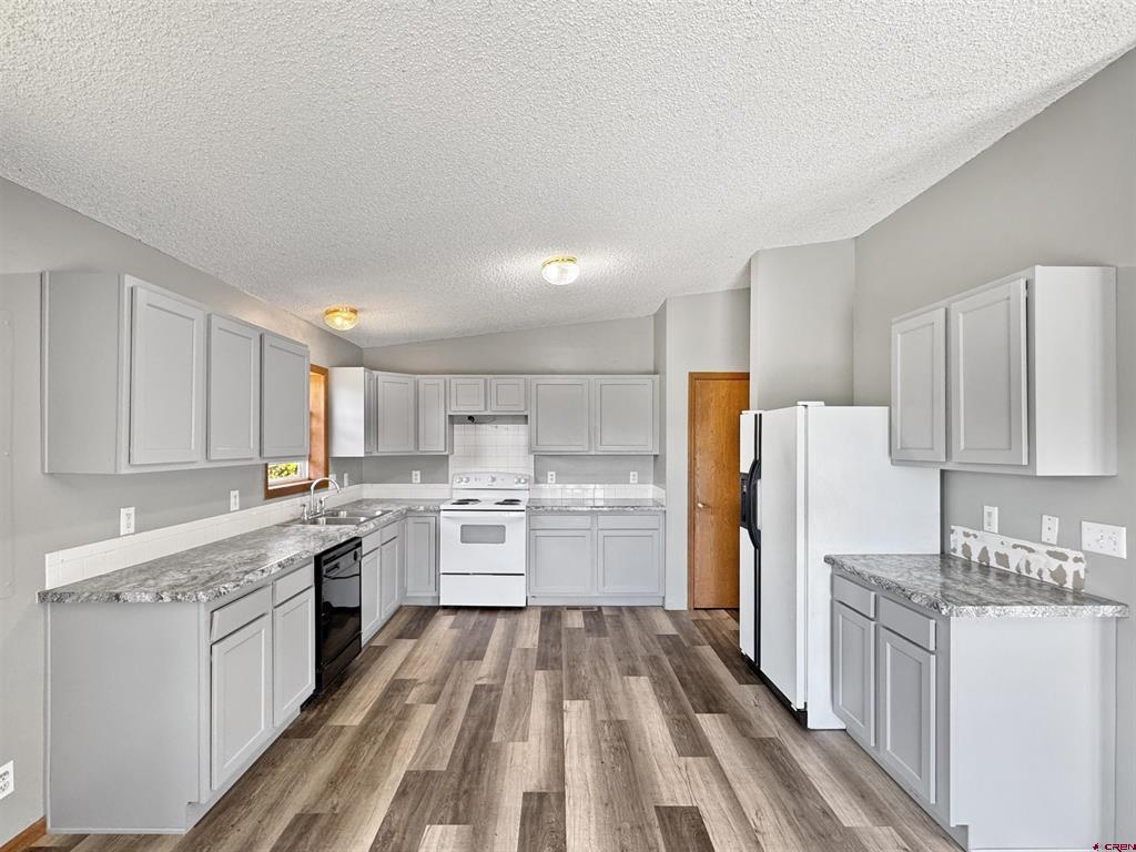 43157 Long Gulch Road Property Photo 7