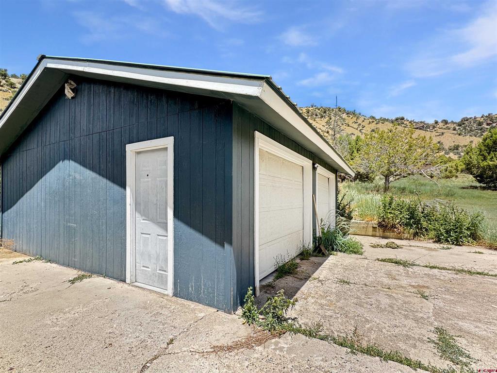 43157 Long Gulch Road Property Photo 32
