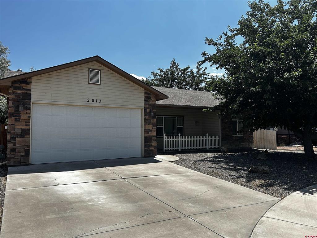 2813 Columbine Park Court Property Photo 1