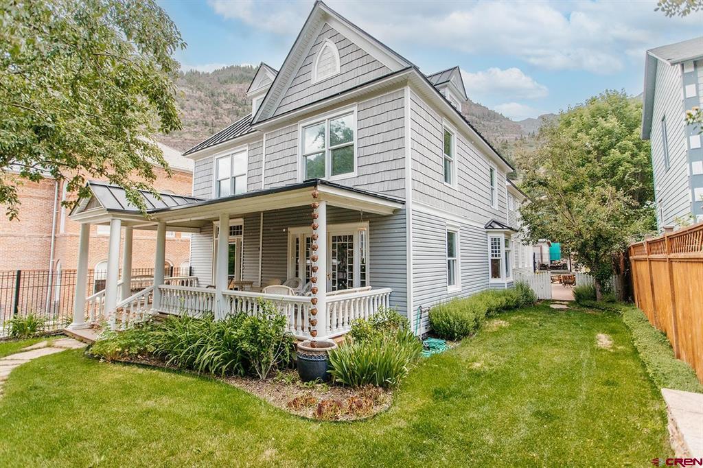 529 4th Street Property Photo 1