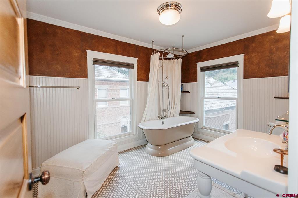 529 4th Street Property Photo 23