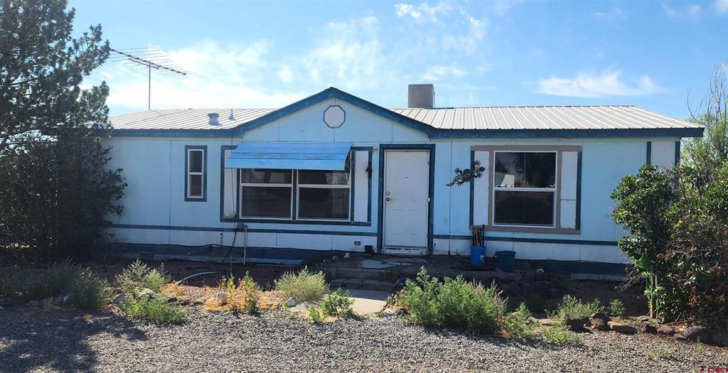 9192 1995 Road Property Photo 1