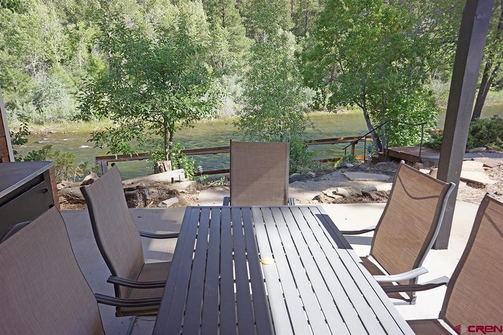502 Riverside Avenue Property Photo 10