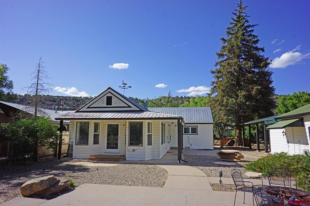 502 Riverside Avenue Property Photo 16
