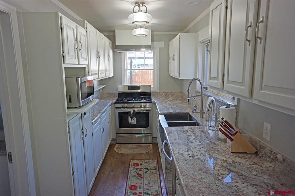 502 Riverside Avenue Property Photo 20