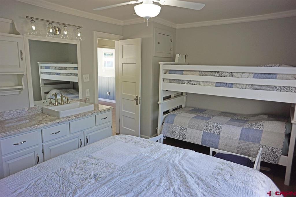 502 Riverside Avenue Property Photo 21