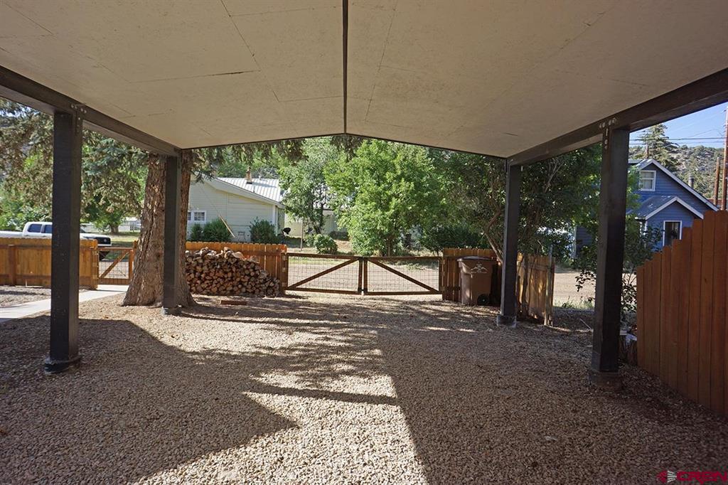 502 Riverside Avenue Property Photo 37