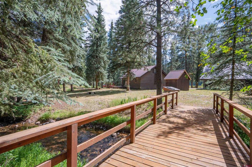 403 Ponderosa Homes Drive Property Photo 10