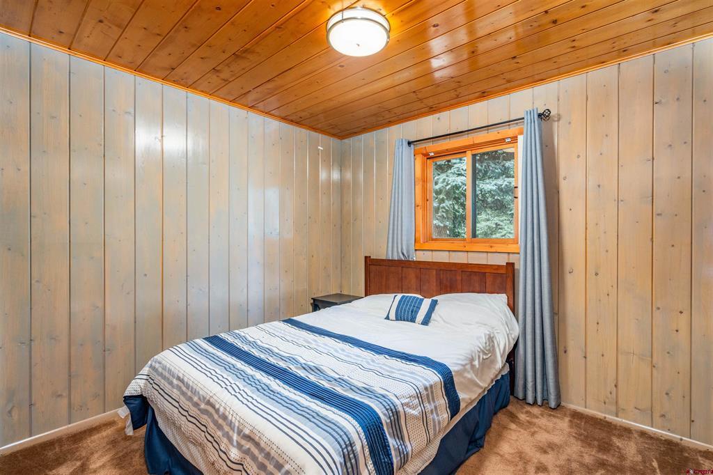 403 Ponderosa Homes Drive Property Photo 20