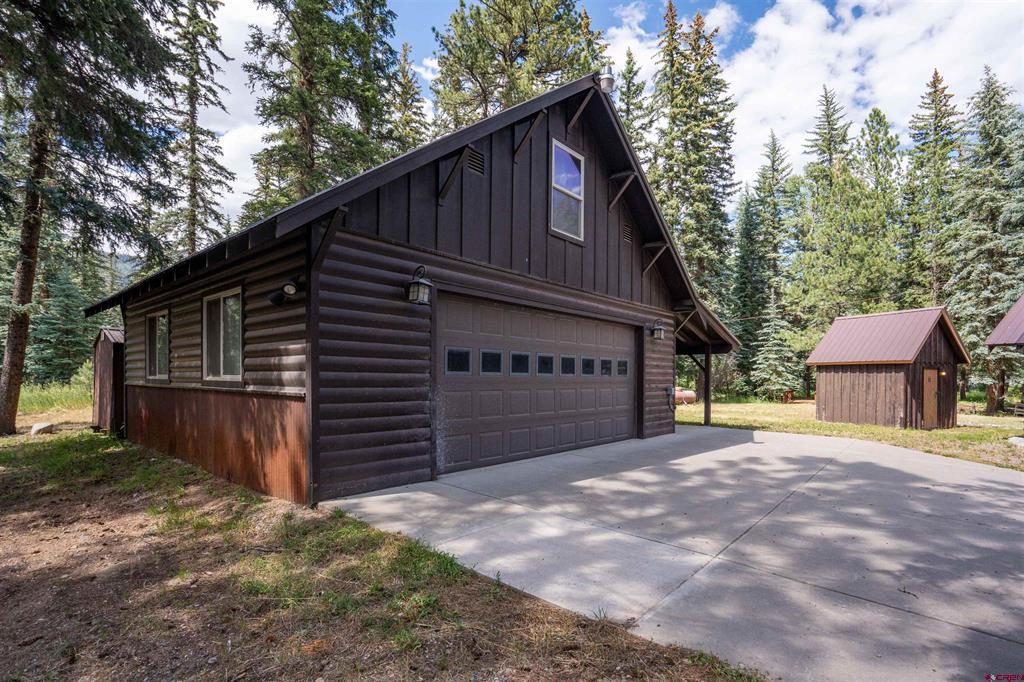 403 Ponderosa Homes Drive Property Photo 26