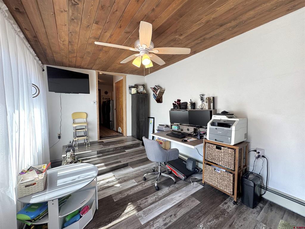 660 Columbia Avenue Property Photo 24