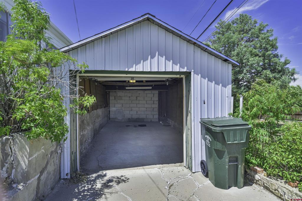 1400 Arizona Avenue Property Photo 23
