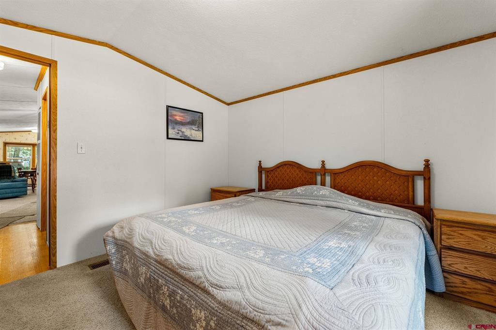 34 W Oak Property Photo 4