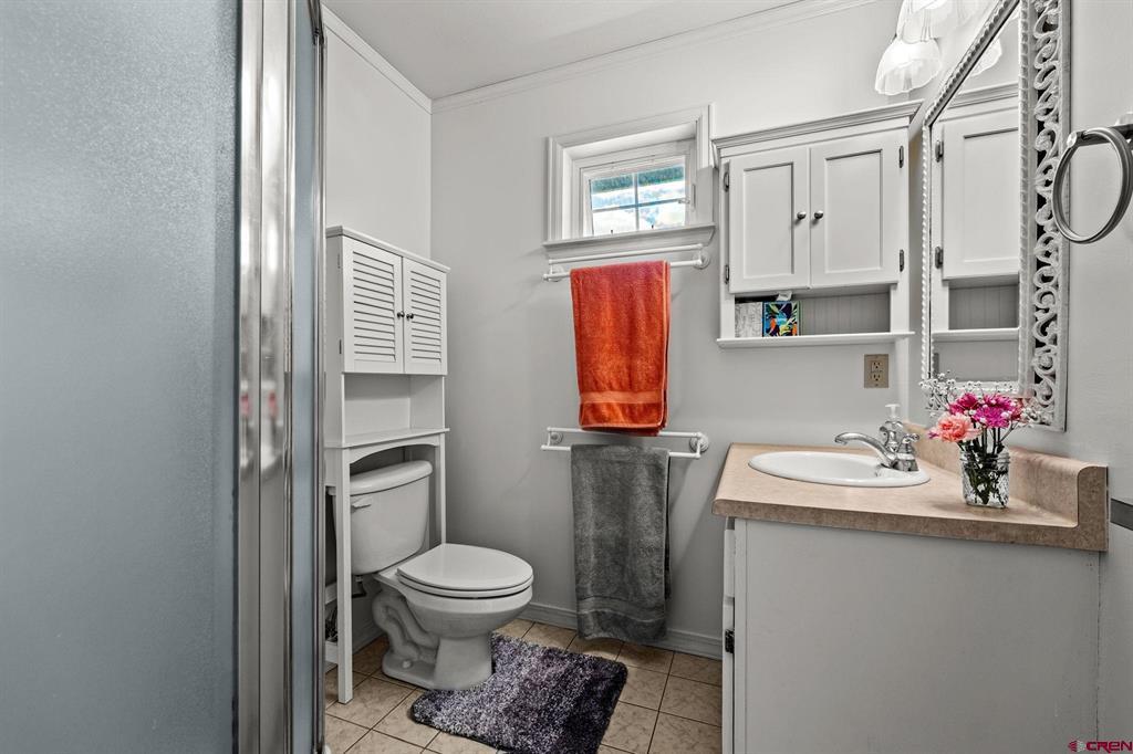1736 Empire Street Property Photo 6