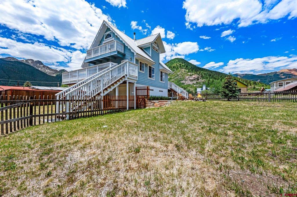 1736 Empire Street Property Photo 29