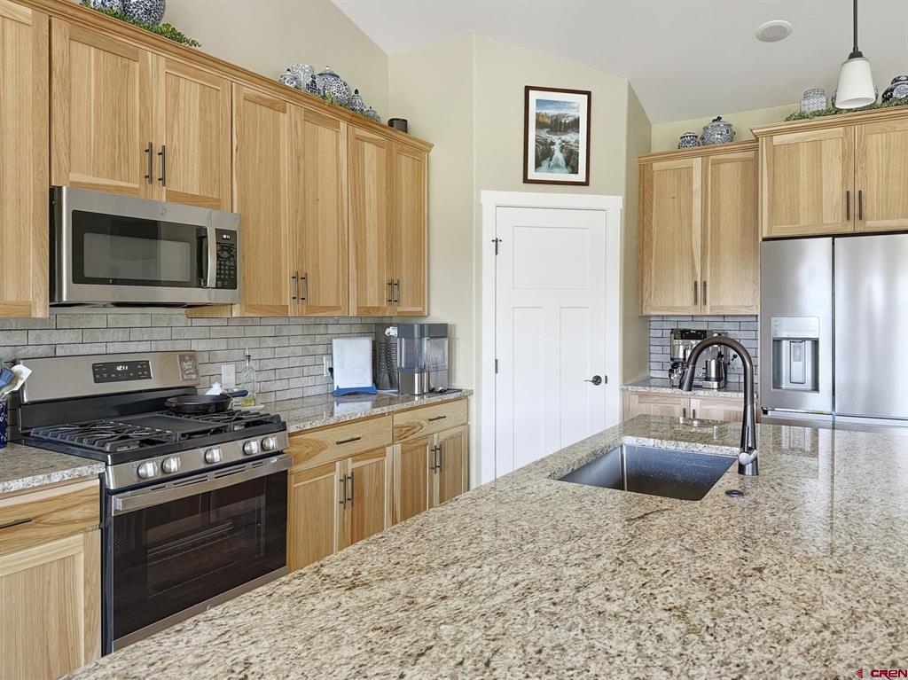 980 Se Fairway Drive Property Photo 11