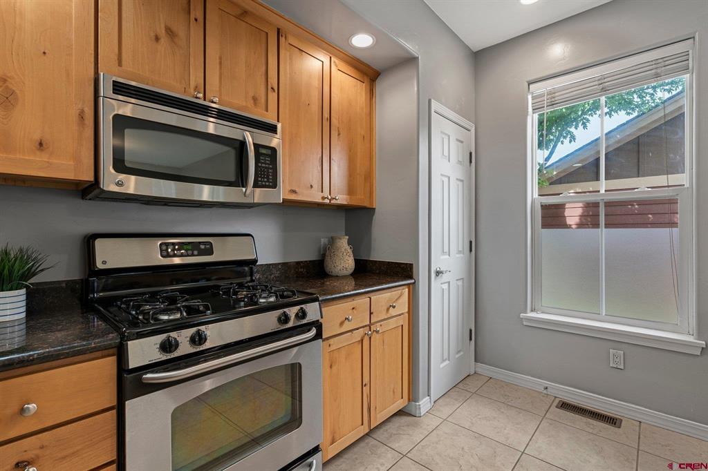 235 Clear Spring Avenue Property Photo 9