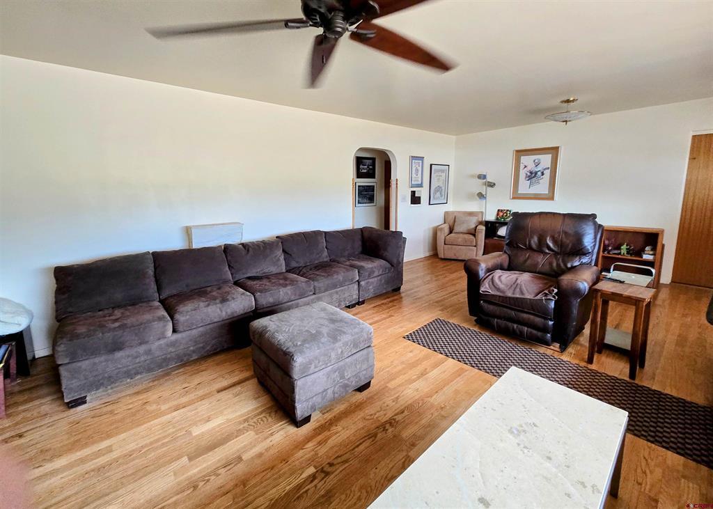 62915 Spring Creek Road Property Photo 8