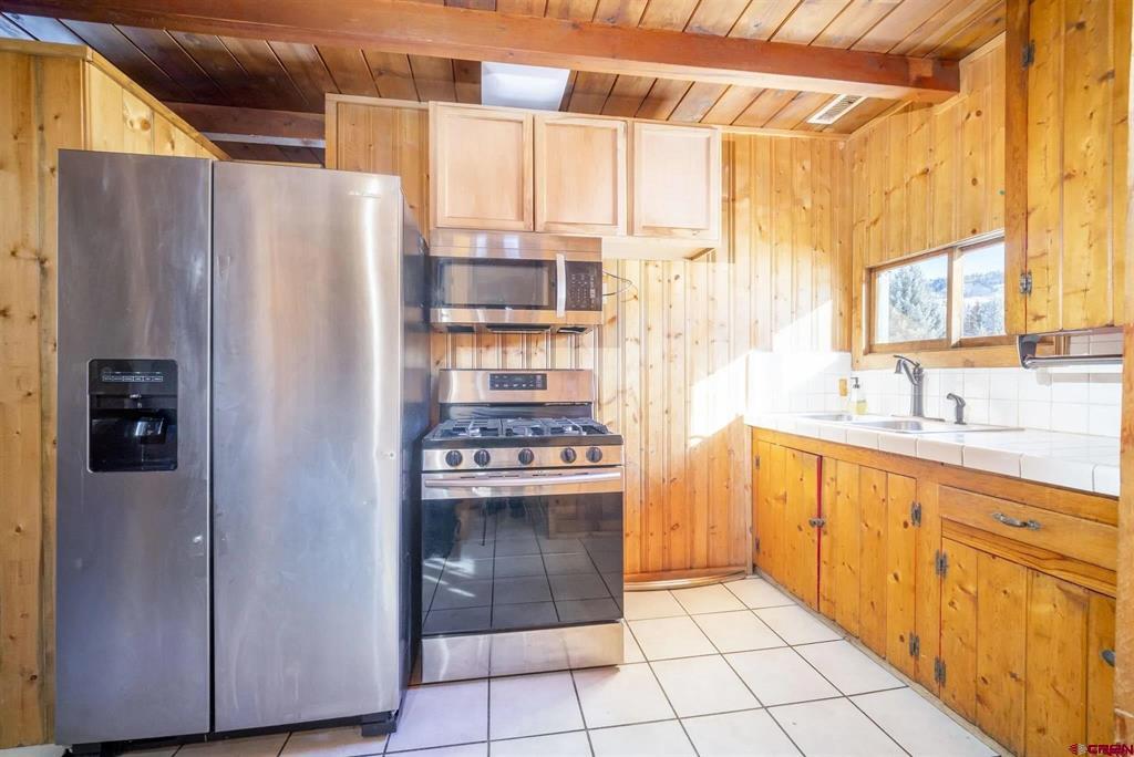 212 County Road 500 Property Photo 7