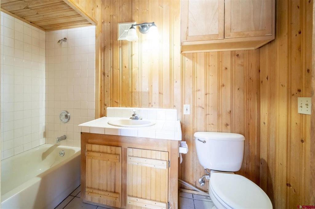 212 County Road 500 Property Photo 8