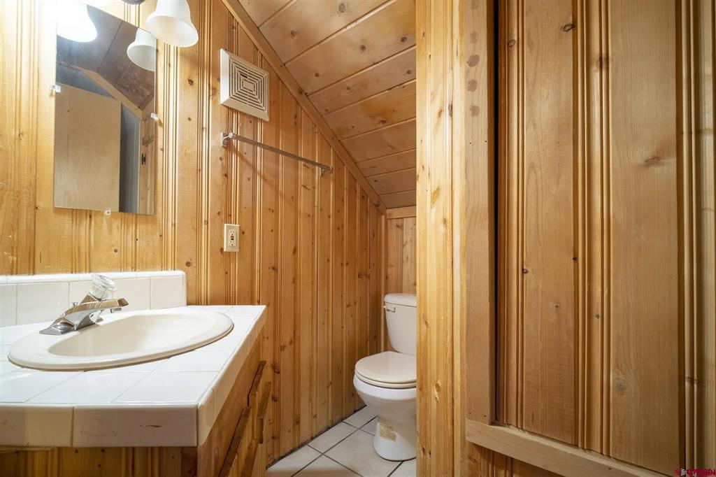 212 County Road 500 Property Photo 11