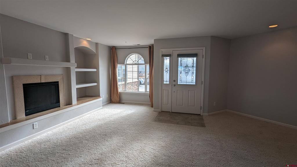 2805 Stoney Creek Lane Property Photo 3