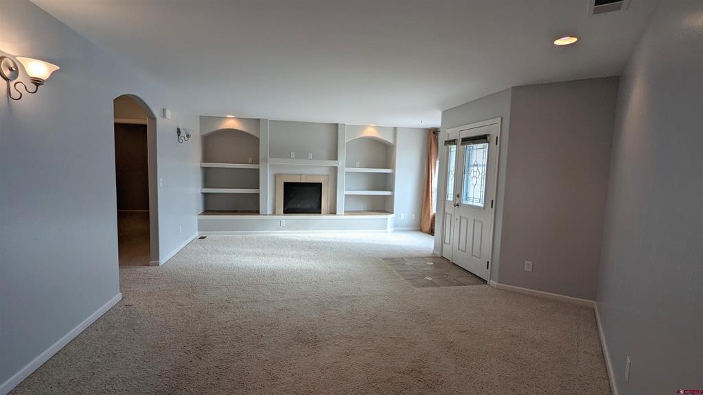 2805 Stoney Creek Lane Property Photo 4