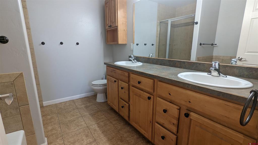 2805 Stoney Creek Lane Property Photo 8