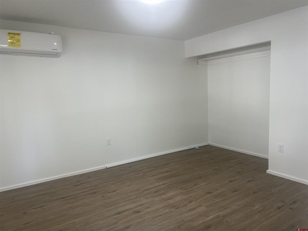 383 Hillcrest Drive Property Photo 14