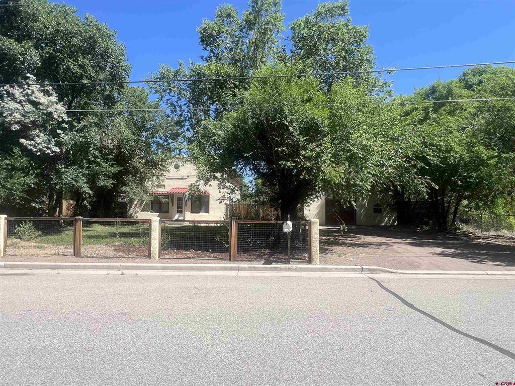 2041 San Juan Avenue Property Photo 2