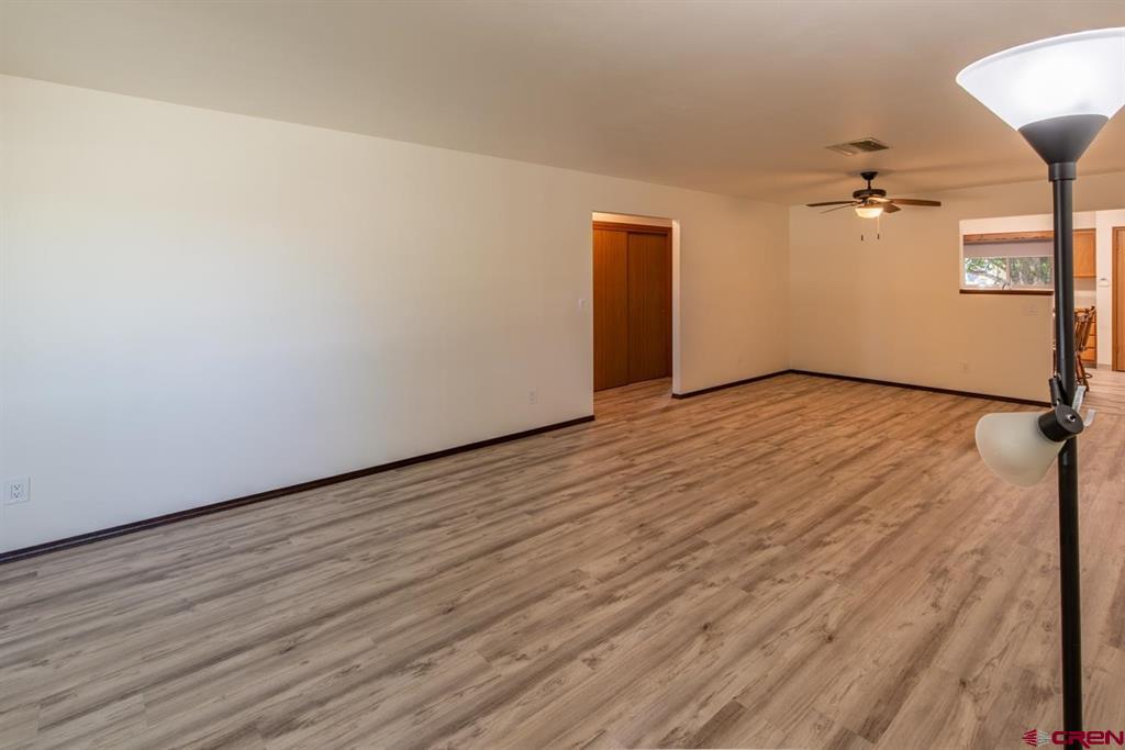 2150 Hartford Way Property Photo 11