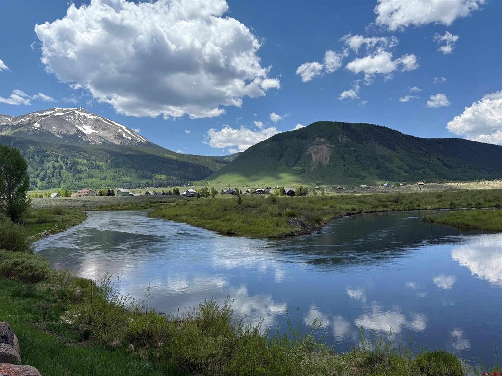 491 Slate River Drive Property Photo 5