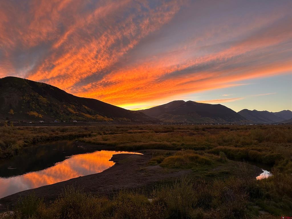 491 Slate River Drive Property Photo 8