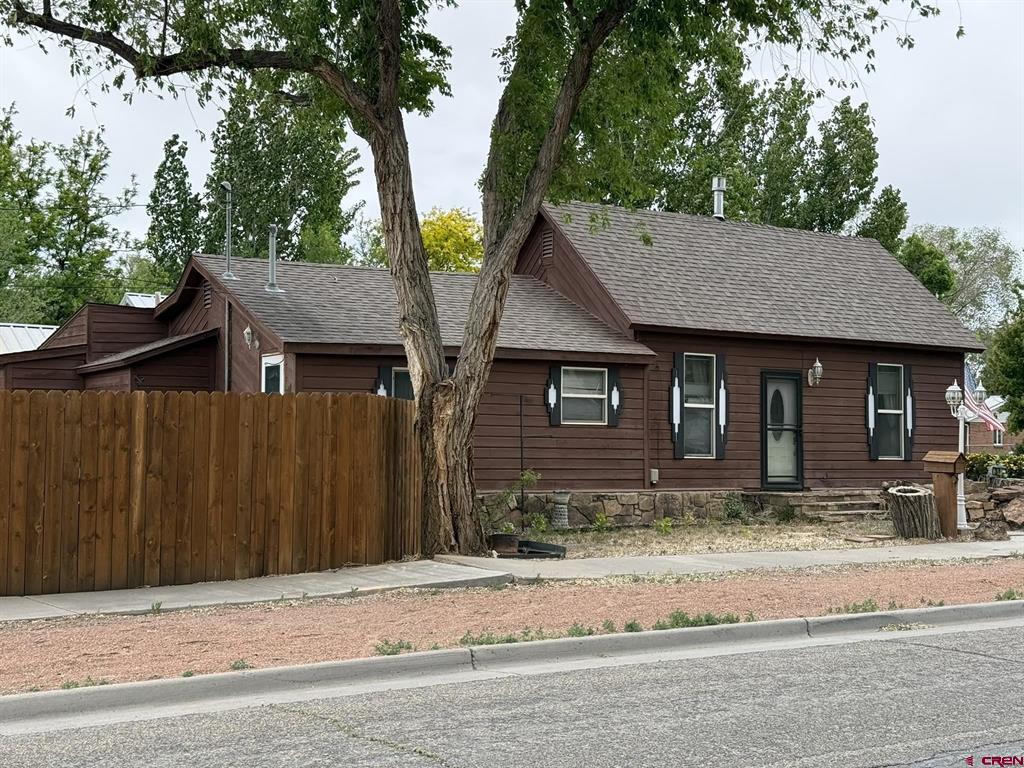 311 W 3rd Street