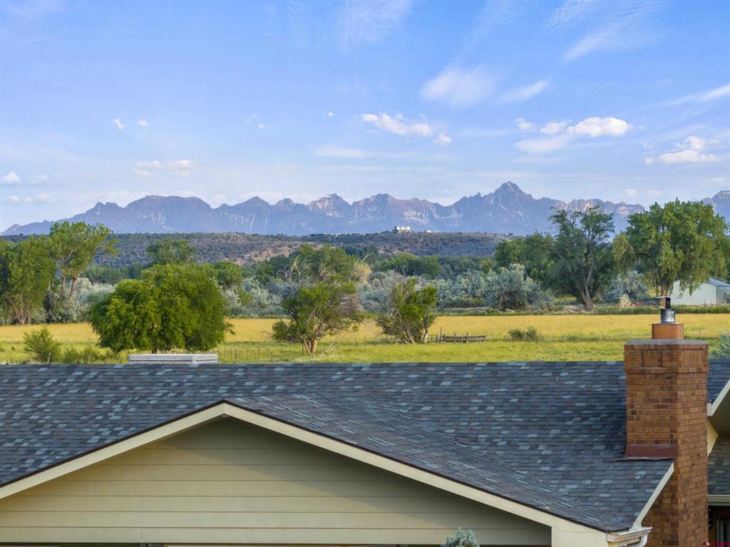 62112 Charolais Drive Property Photo 3