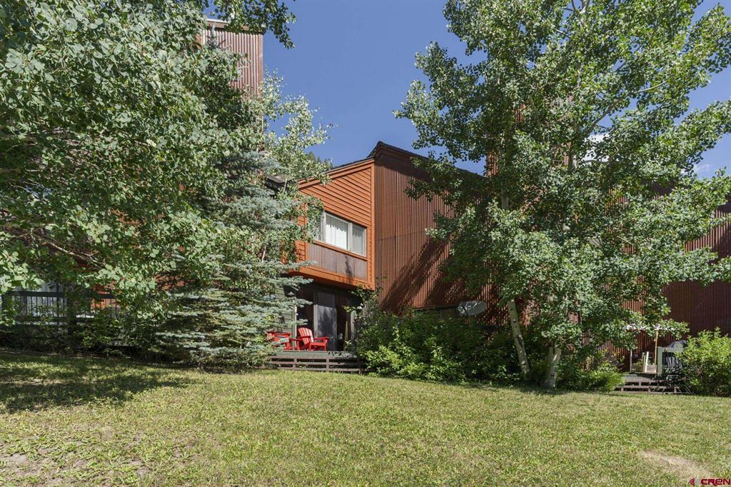 51 Enterprise Lane Property Photo 1