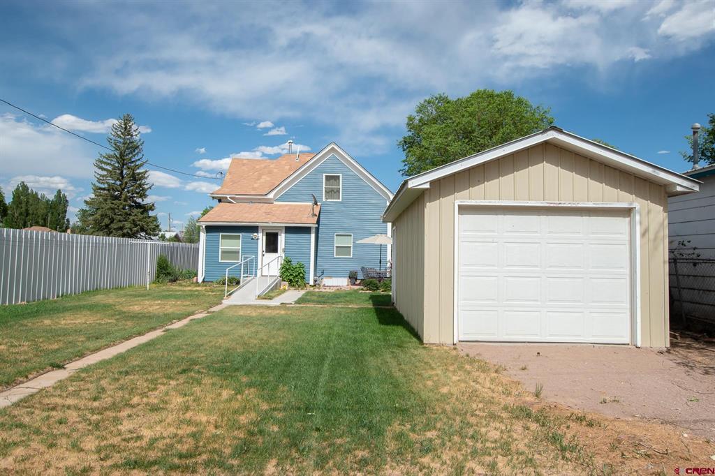 131 Faraday Street Property Photo 2