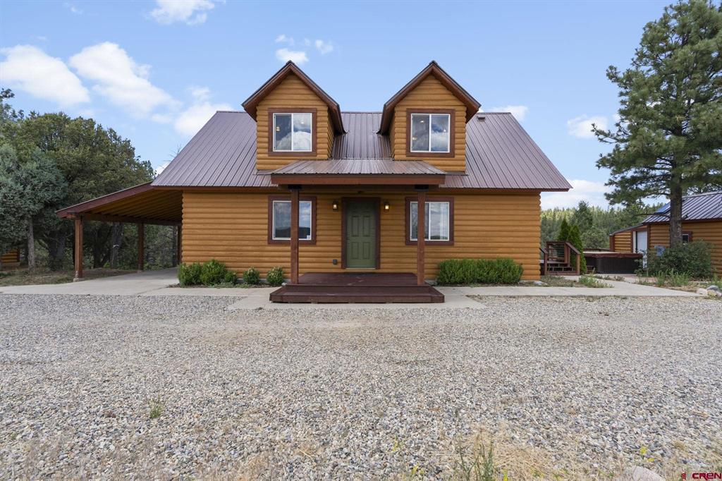 447 Mountain Top Road Property Photo 1