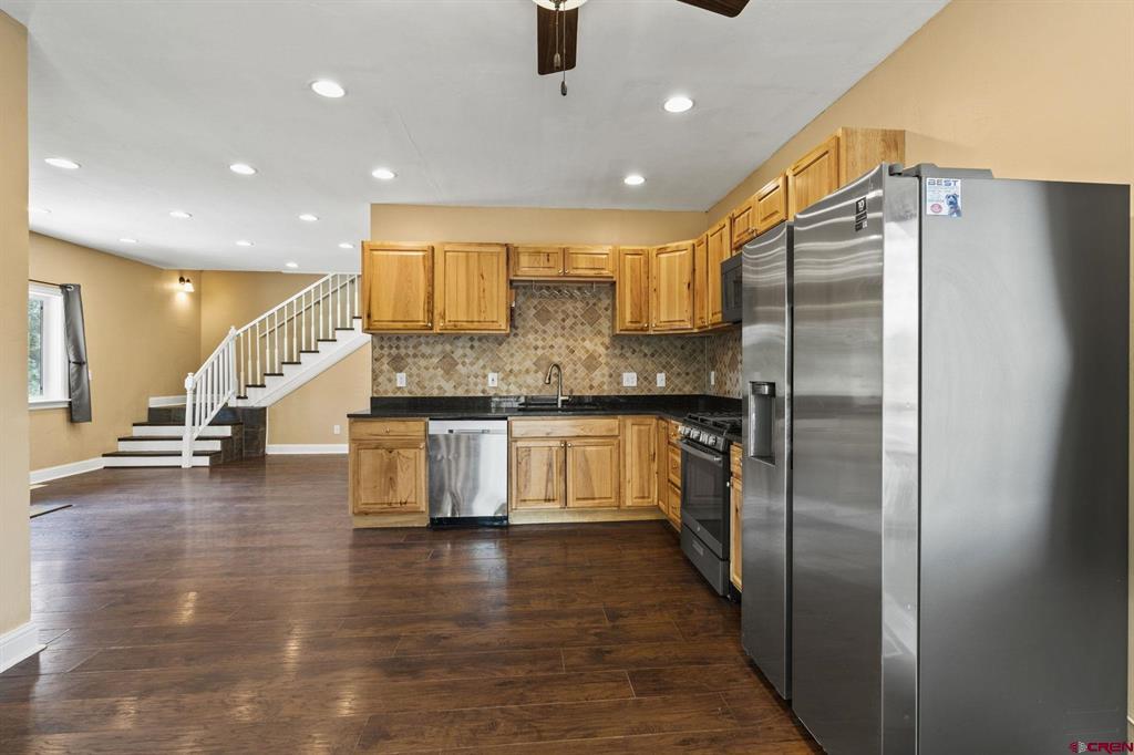 447 Mountain Top Road Property Photo 5