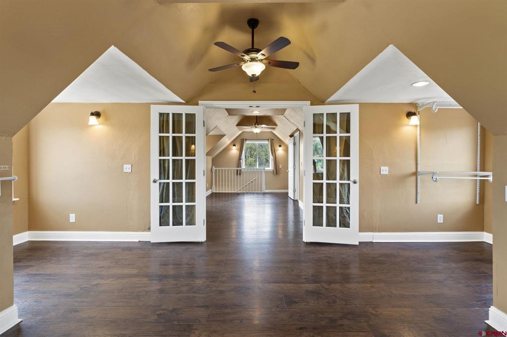 447 Mountain Top Road Property Photo 9