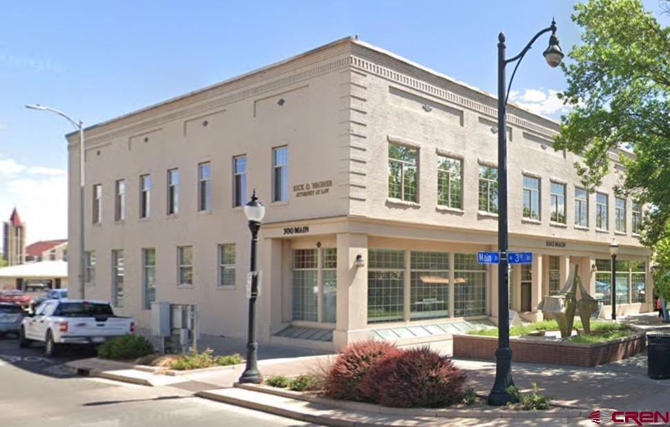 300 Main Street Property Photo 1