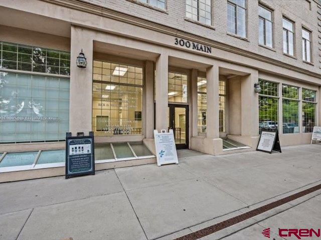 300 Main Street Property Photo 3