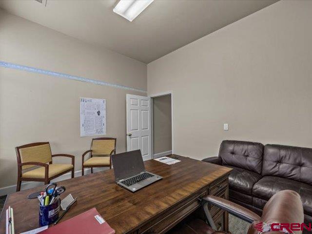 300 Main Street Property Photo 6