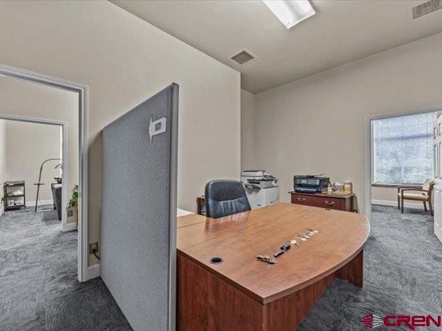 300 Main Street Property Photo 7