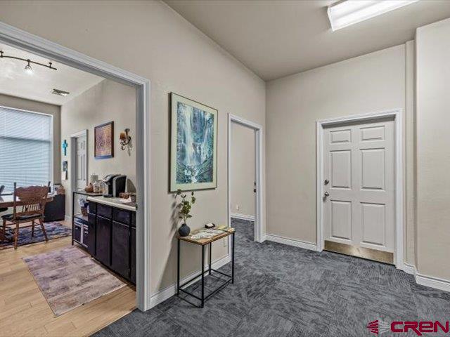 300 Main Street Property Photo 15