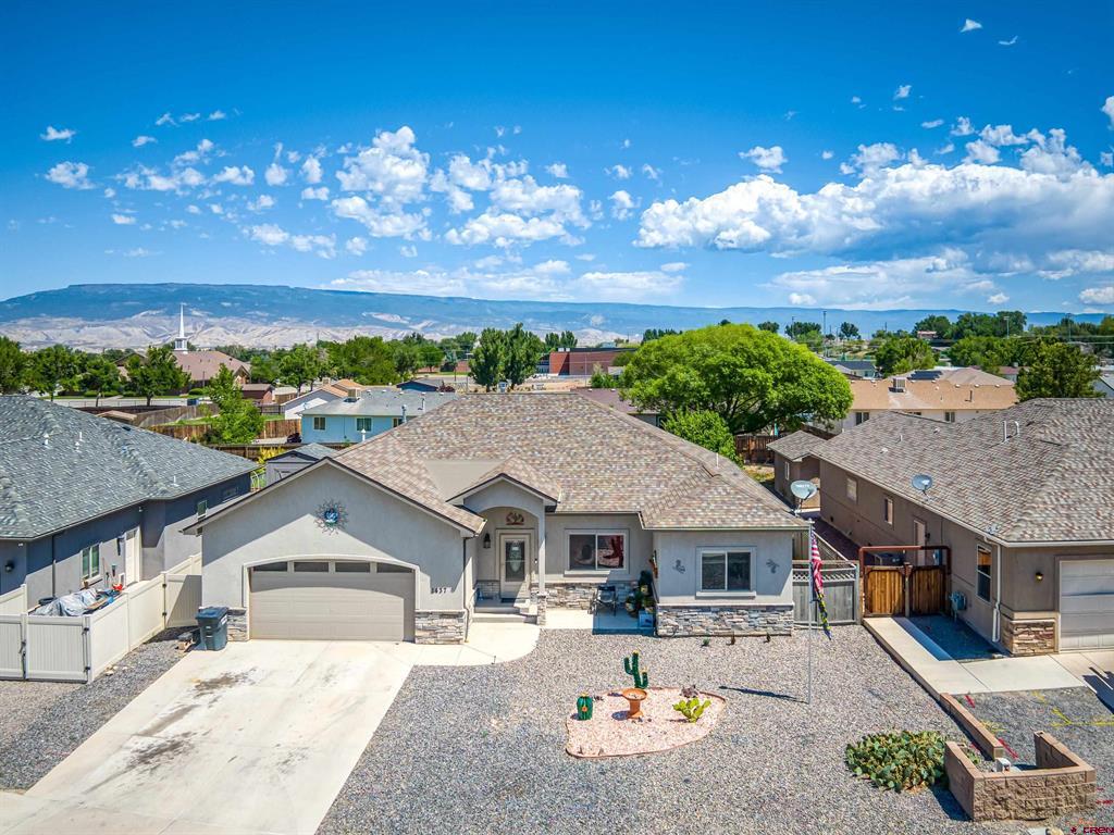 1437 Criterion Street Property Photo 1