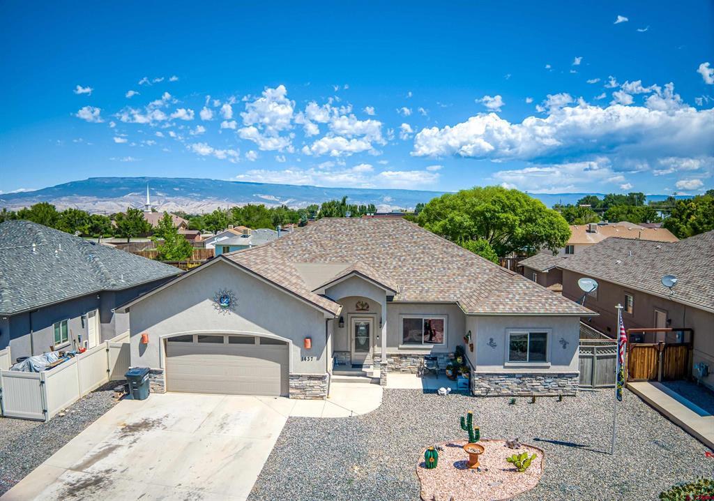 1437 Criterion Street Property Photo 6