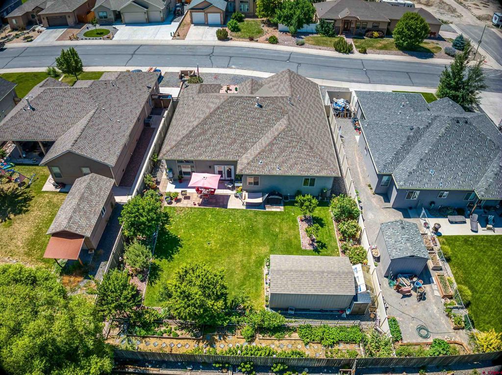 1437 Criterion Street Property Photo 11